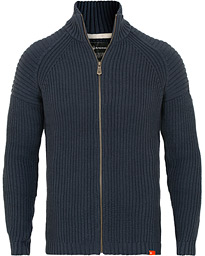 test av parajumpers test av parajumpers