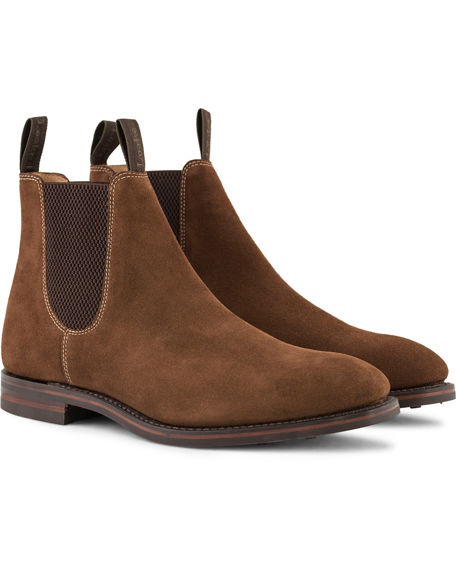 chelsea boots